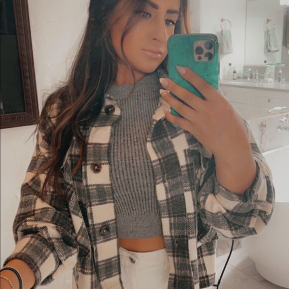 Nordstrom Tops - Distressed  crop flannel